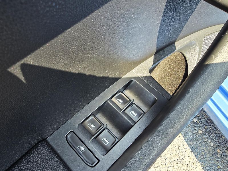 Škoda Octavia 5Hb 1.4 TSI ELEGANC 100% STAV  - fotka 14 z 24