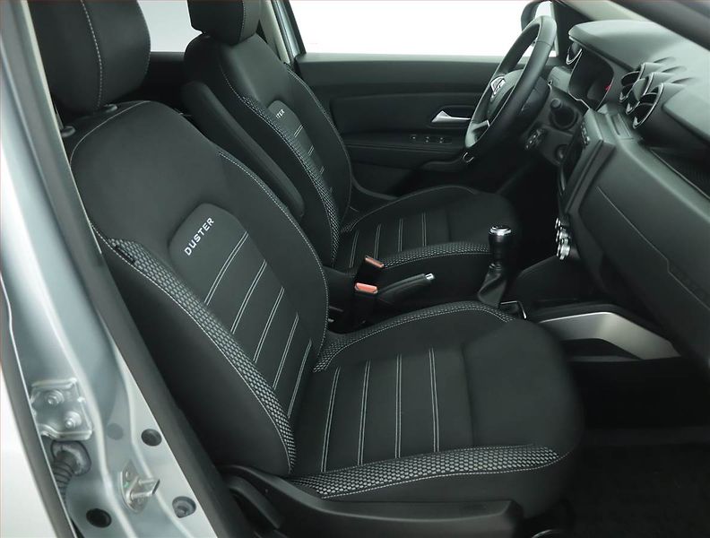 Dacia Duster (2019) Prestige 1.6 SCe, Serv.kniha - fotka 9 z 15