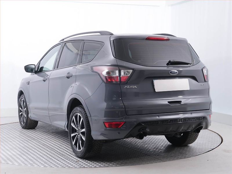 Ford Kuga (2019) ST-Line 2.0 TDCi, 4X4 - fotka 4 z 22