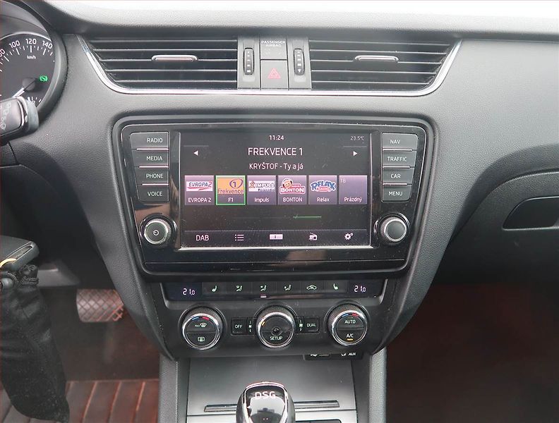 Škoda Octavia (2013) Ambition Plus 2.0 TDI, Automat - fotka 12 z 20