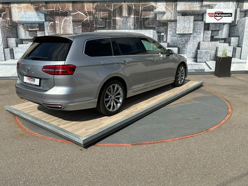 Volkswagen Passat (2018) 2.0TDi, 110KW, R-LINE, ACC,DPH - fotka 6 z 24
