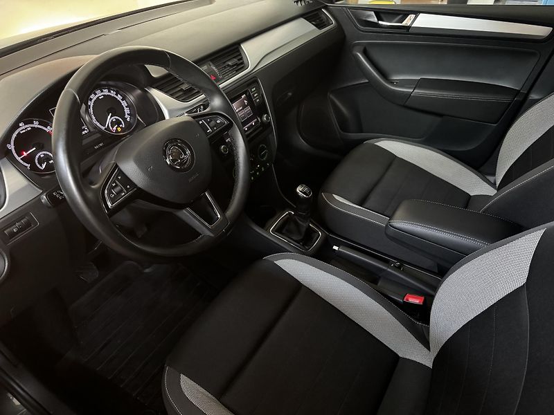 Škoda Rapid (2019) 1.0 TSI 81kw Ambition - CZ - fotka 9 z 22