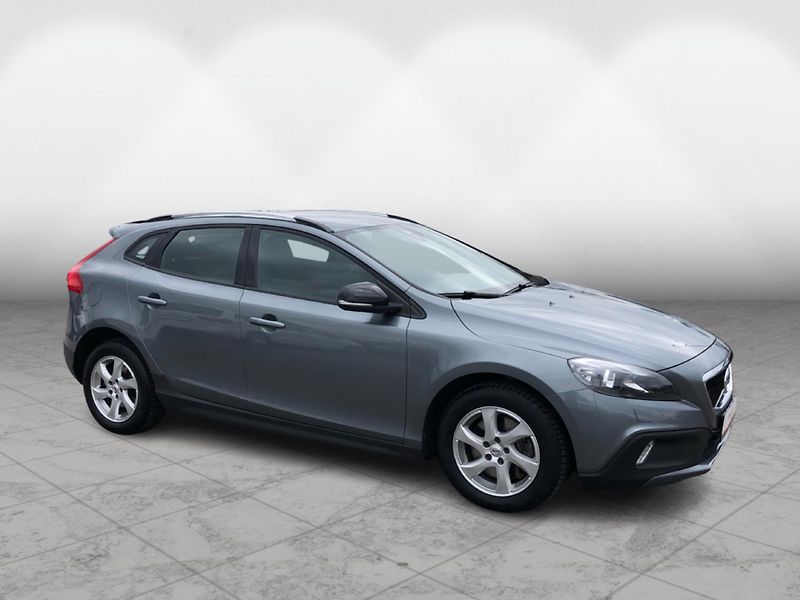 Volvo V40 D3 Cross Country - fotka 6 z 29