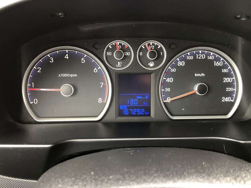 Hyundai i30 (2009) 1.4 16V - fotka 18 z 33