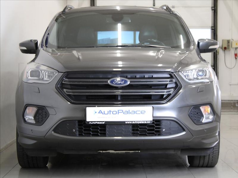 Ford Kuga 2,0 EBlue 132kW AT AWD ST-Line - fotka 2 z 26