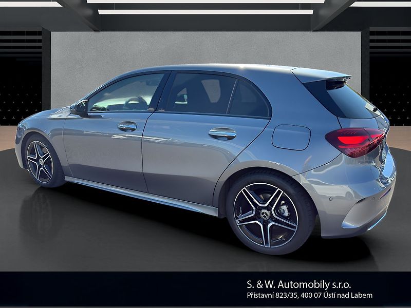 Mercedes-Benz Třídy A A 200 d - fotka 7 z 26