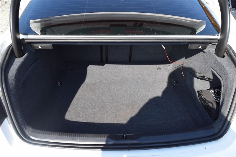 Audi A5 3,0 TDI 176KW S-LINE ALU SERVI - fotka 11 z 48