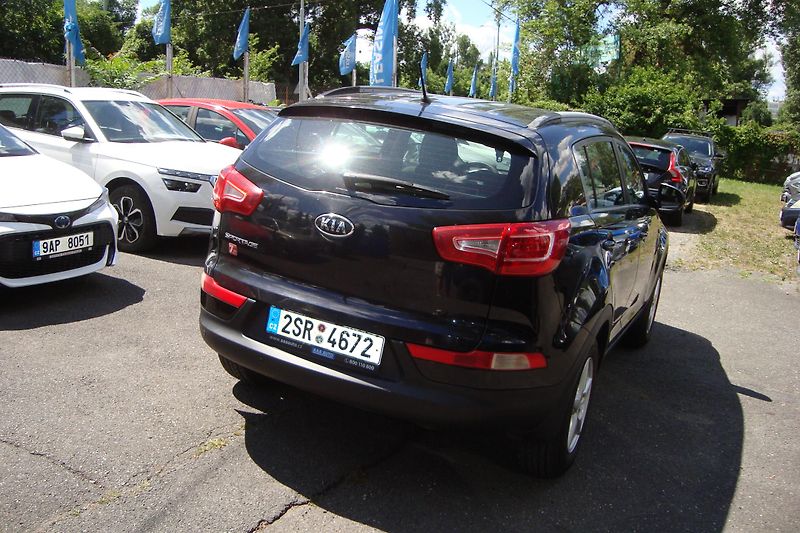 Kia Sportage (2010) 1.6 GDi, 99 kW,ČR,Servisní kn. - fotka 7 z 67