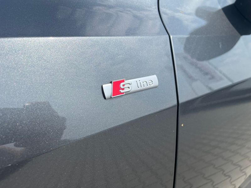 Audi A7 3.0 TDI/210kW HEV S-Line DSG - fotka 4 z 32