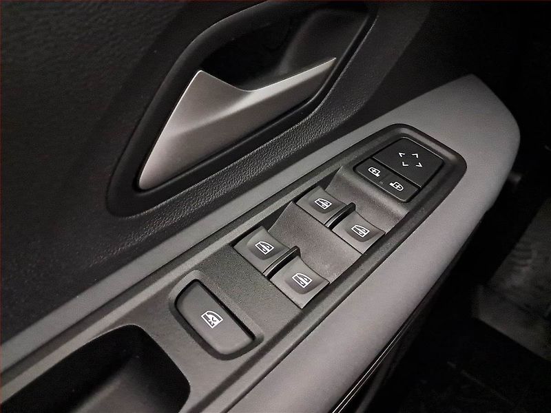 Dacia Jogger (2023) 1.0 TCe, ČR,1.maj, Tempomat - fotka 16 z 19