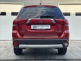 Mitsubishi Outlander 2,2 DI-D 150PS  Intense+ -7 4x - náhled 9