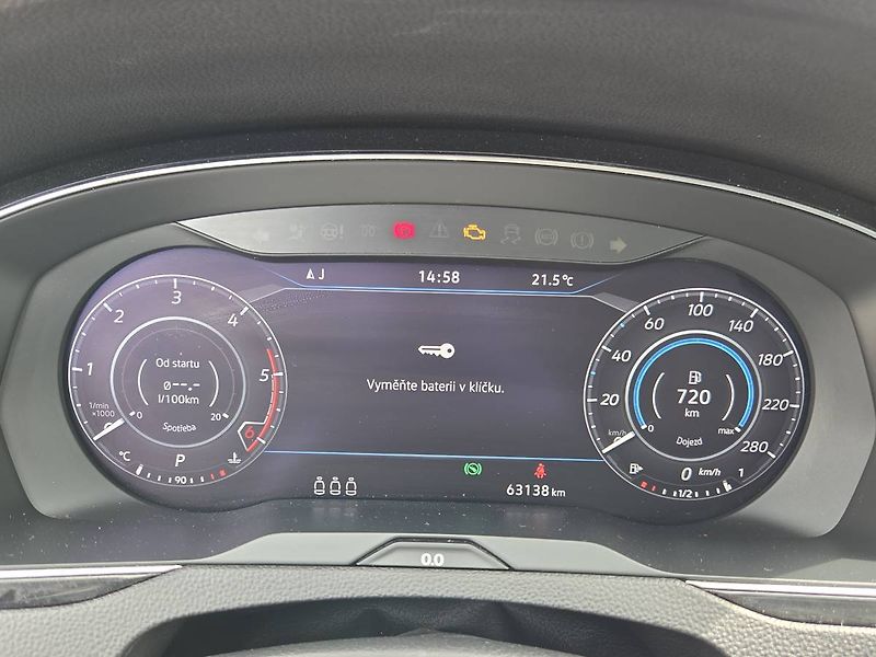 Volkswagen Arteon (2018) 2.0 BiTDI DSG 4M 176kW R-Line - fotka 18 z 71