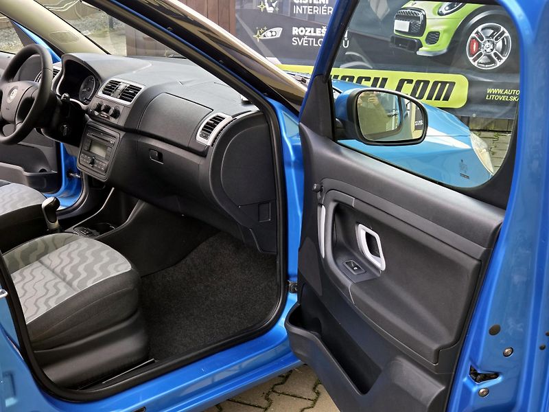 Škoda Roomster i 16V *SERV.KNÍŽKA*KLIMA      - fotka 23 z 40