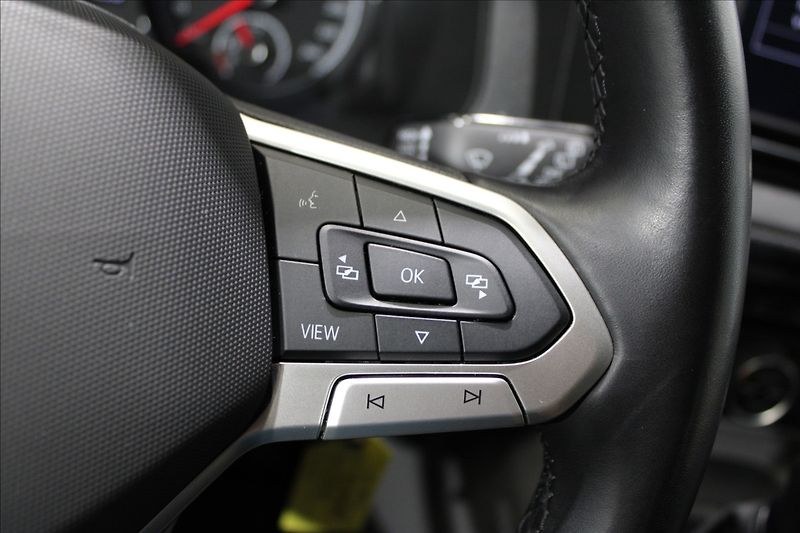 Volkswagen Caravelle 2,0 TDI 110kW DSG Comfortline - fotka 18 z 32