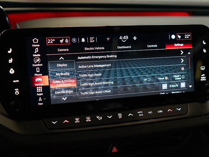 Dodge Charger (2024) 0.0 EV Scat Pack 670HP AWD - fotka 35 z 44