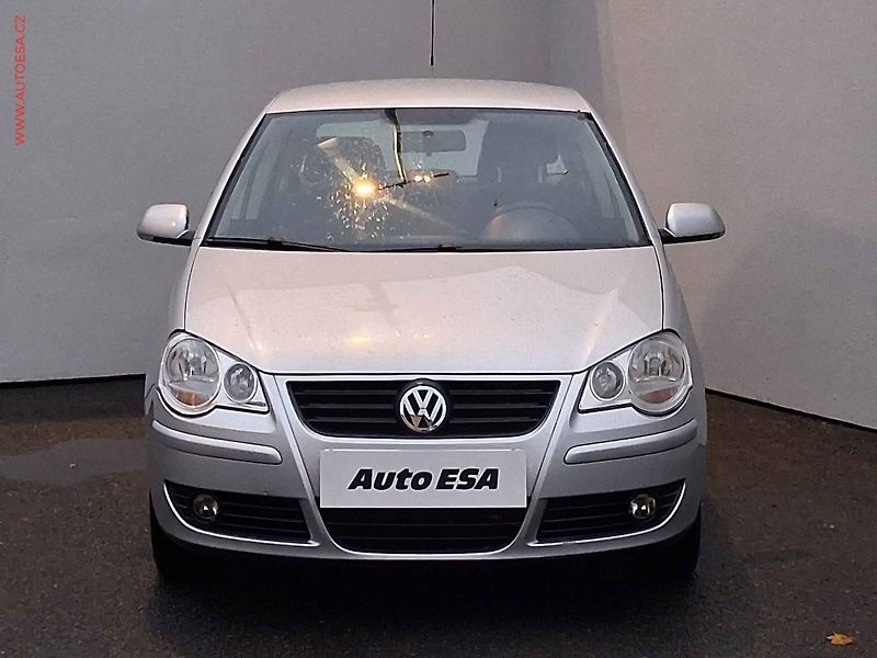 Volkswagen Polo (2006) 1.2i, ČR, STK5/28 - fotka 2 z 14
