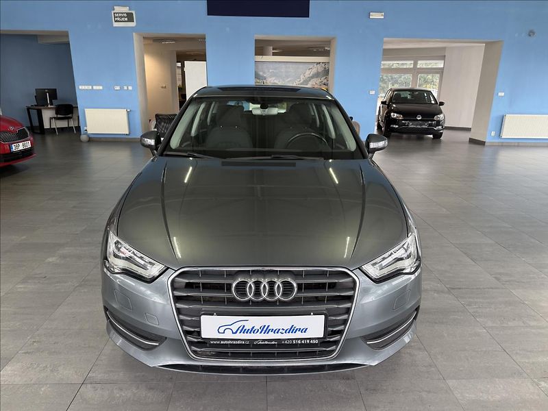 Audi A3 1,2   TFSI 81kW,ATTRACTION - fotka 2 z 21