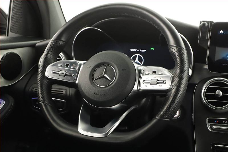 Mercedes-Benz GLC (2019) 200 - fotka 8 z 20