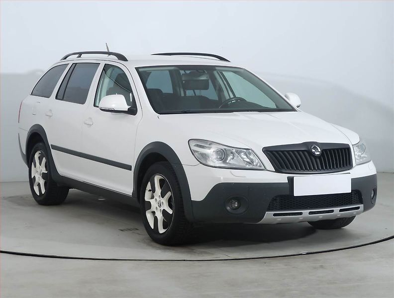 Škoda Octavia (2011) 2.0 TDI, 4X4, Automat - fotografie inzerátu