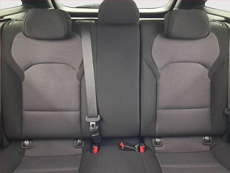 Hyundai i30 (2025) Family Smart 1.0 T-GDI - fotka 10 z 19