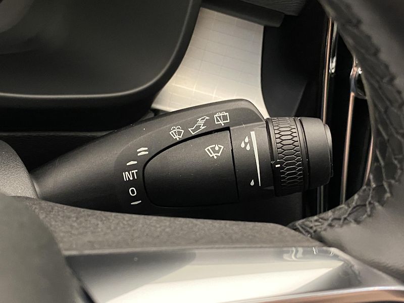 Volvo XC40 B3 CORE AUT CZ 1.maj. - fotka 23 z 51