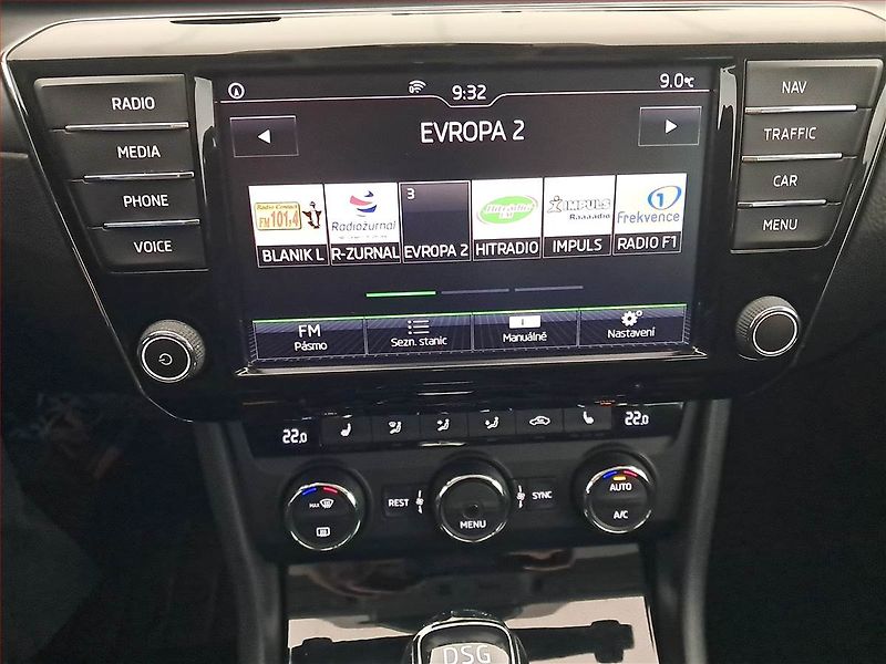 Škoda Superb (2017) 2.0 TDI, Automat, Navi, Xenony - fotka 12 z 18