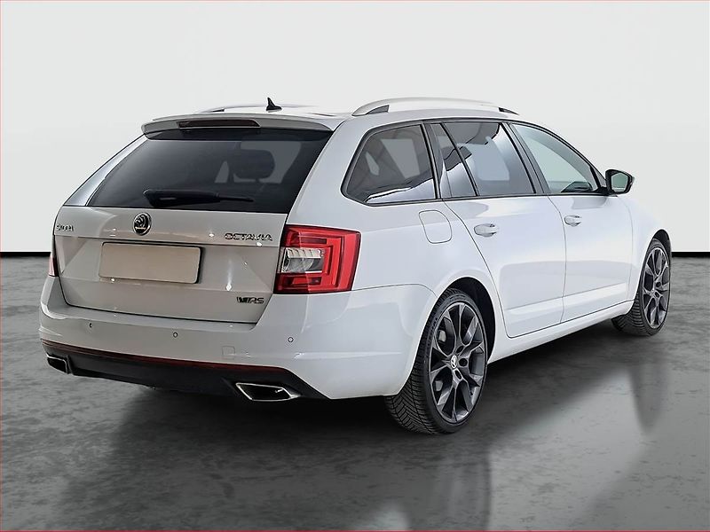 Škoda Octavia (2015) RS 2.0 TDI, Automat, Navi - fotka 5 z 23