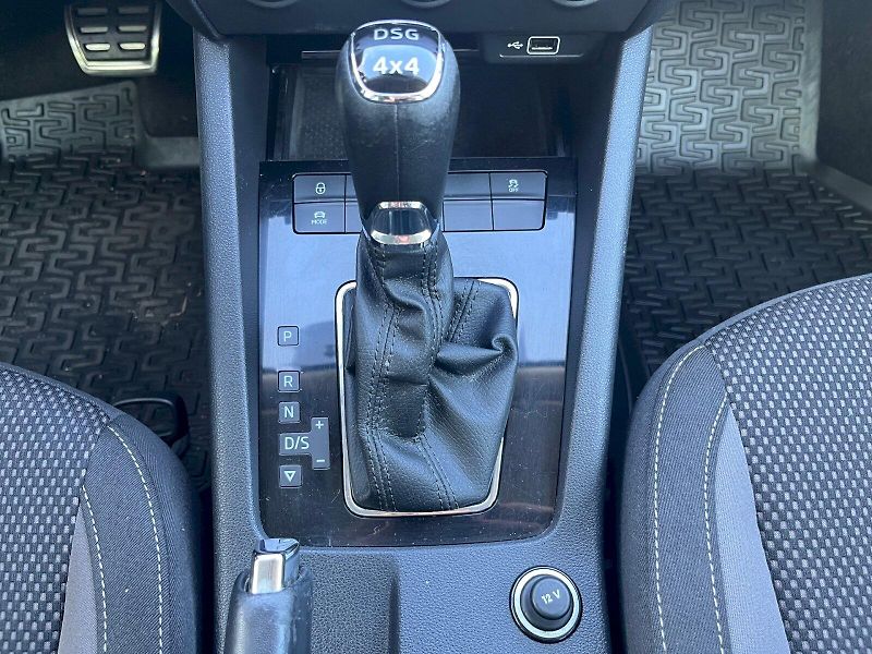 Škoda Octavia (2019) Combi 2.0 TDI DSG 4X4 Scout - fotka 19 z 22