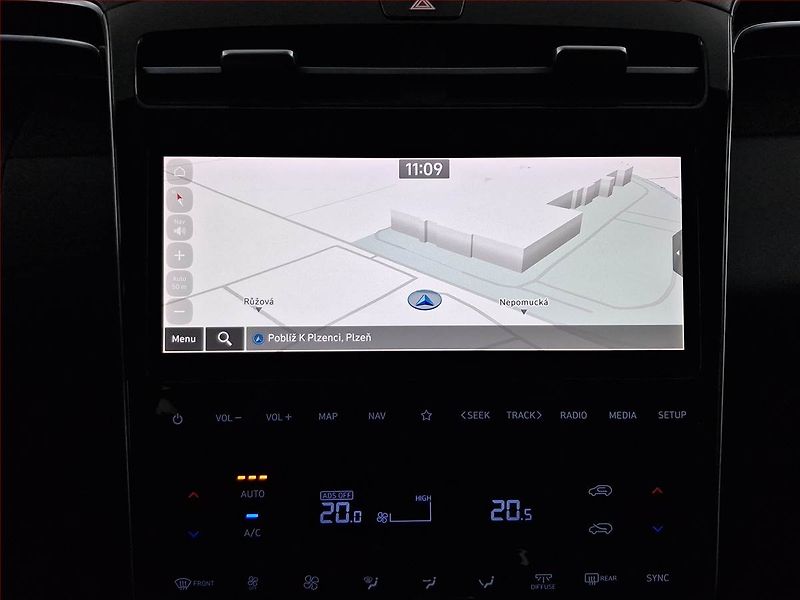 Hyundai Tucson (2021) 1.6 T-GDI, 4X4, Navi - fotka 13 z 20