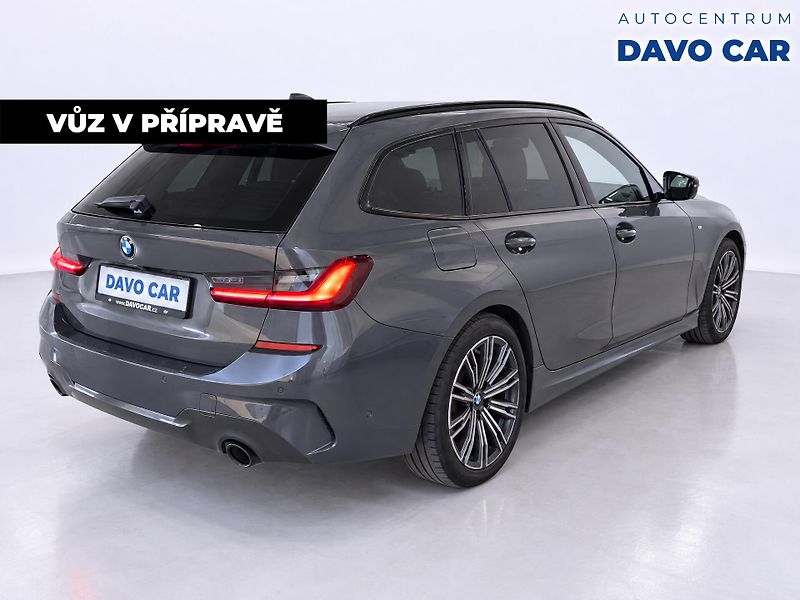 BMW Řada 3 2,0 320d 140kW M-Paket Laser S - fotka 5 z 12
