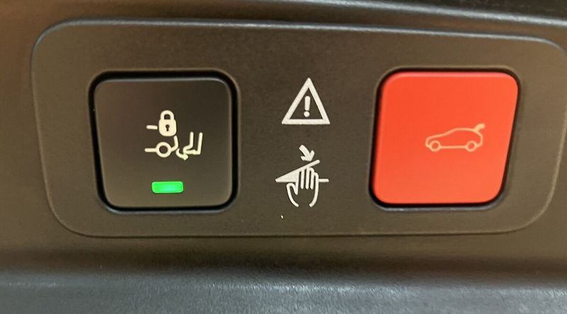 Peugeot 5008 1.5 AT ALLURE BlueHDi 130 S&S - fotka 12 z 19