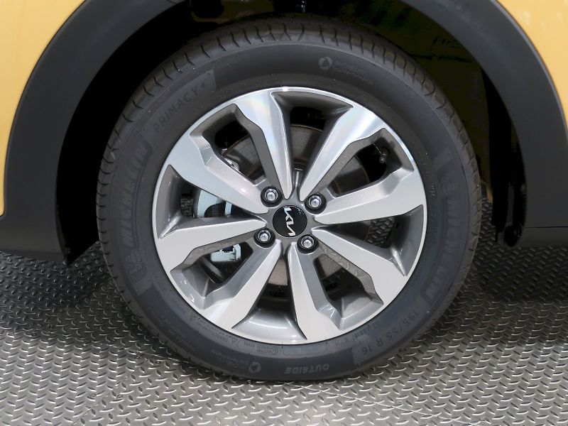 Kia Stonic (2025) SPIN 1.2DPI 62KW - fotka 12 z 34