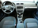Škoda Octavia (2010) 1.6 TDi, Ambiente, +kola - náhled 8