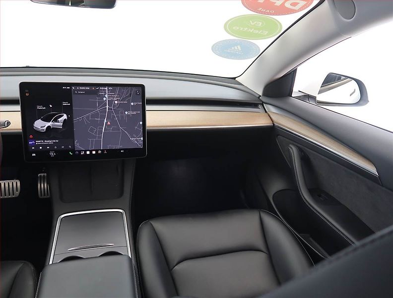 Tesla Model 3 (2023) Long Range 4WD 79kWh, SoH 95% - fotka 8 z 32