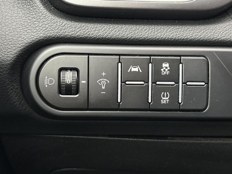 Kia Ceed 1.5 T-GDI 117kW FRESH - fotka 14 z 20