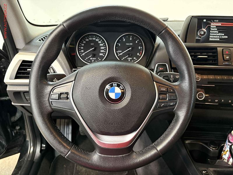 BMW Řada 1 (2017) 2.0 D, AC, STK5/28 - fotka 14 z 16