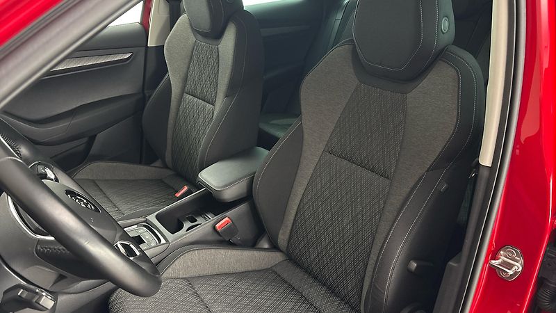 Škoda Karoq 2.0 TDI Style - fotka 15 z 26