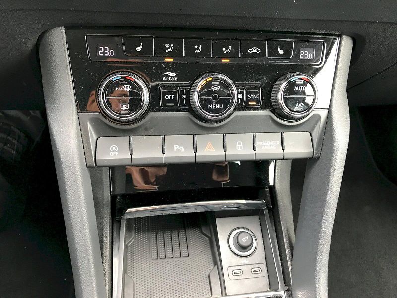 Škoda Karoq (2025) Top Selec 110/1.5 A7F - fotka 26 z 28