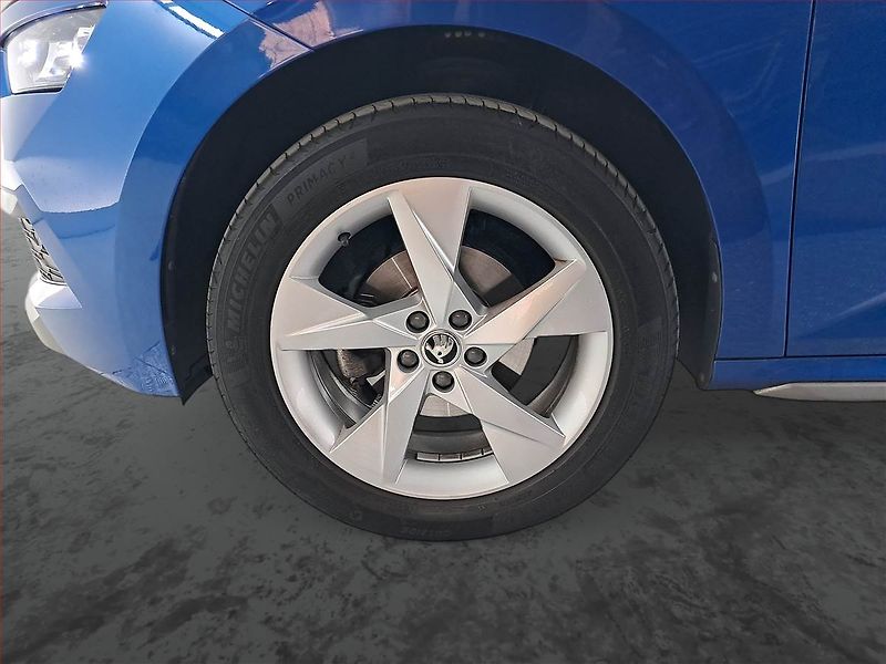 Škoda Kamiq (2022) Style 1.0 TSI, ČR,1.maj - fotka 14 z 20