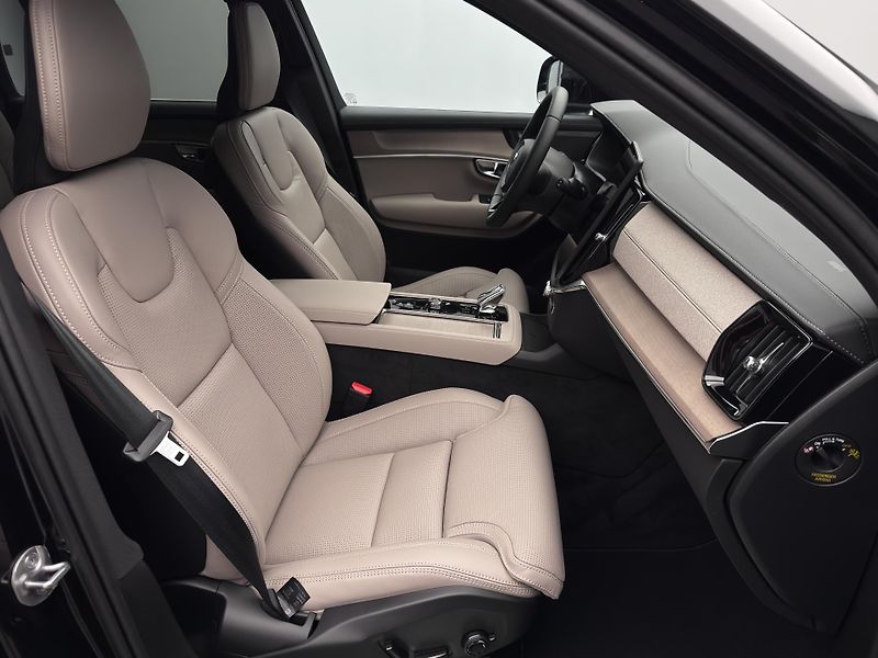 Volvo XC90 (2026) T8 AWD Plug-in BRIGHT PLUS 7m - fotka 25 z 27