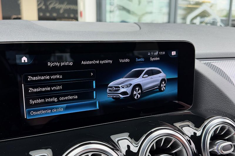 Mercedes-Benz GLA (2021) GLA 220d 4Matic AMG Line - fotka 113 z 121