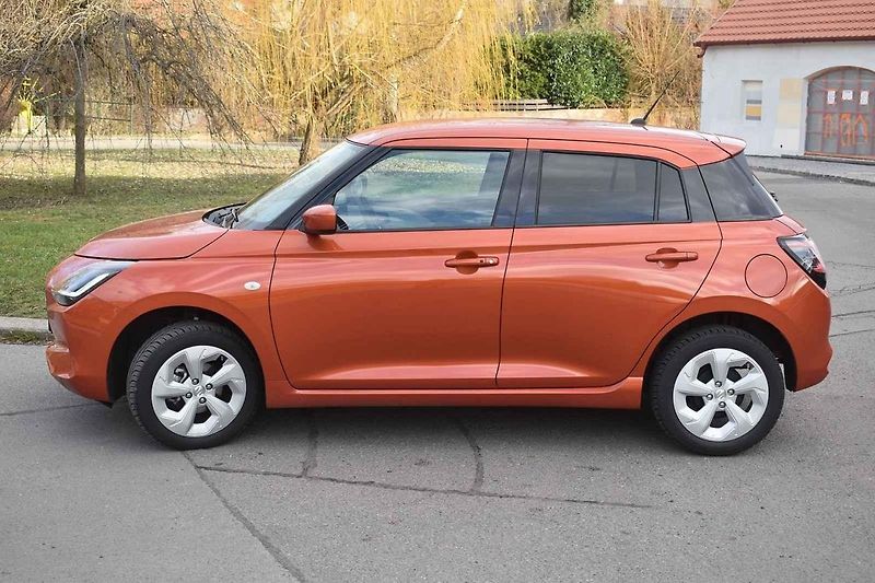 Swift je hlavně městské auto, ale ve verzi 4x4 se s ním dostanete i vysoko do hor.