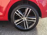 Škoda Rapid (2015) 1.2 TSi, Sport, xenon, panor - náhled 17