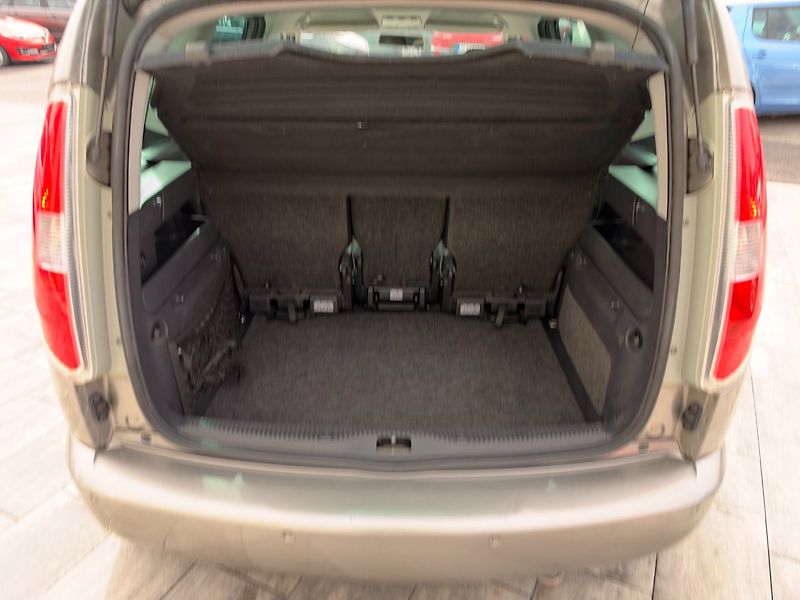 Škoda Roomster (2007) Style 1.4i 63kW - fotka 20 z 27