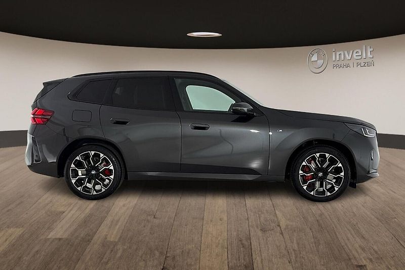 BMW X3 xDrive40d - fotka 2 z 26