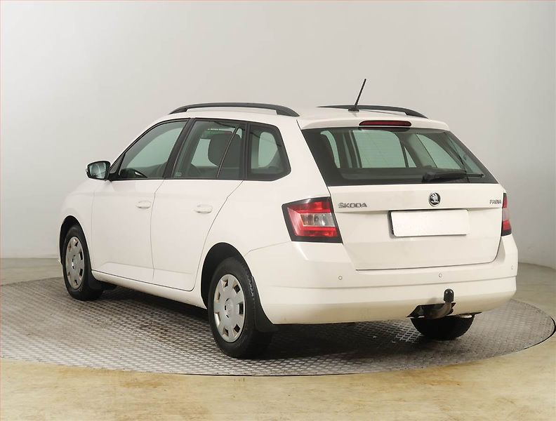 Škoda Fabia (2018) Ambition 1.4 TDI, Tempomat - fotka 4 z 16