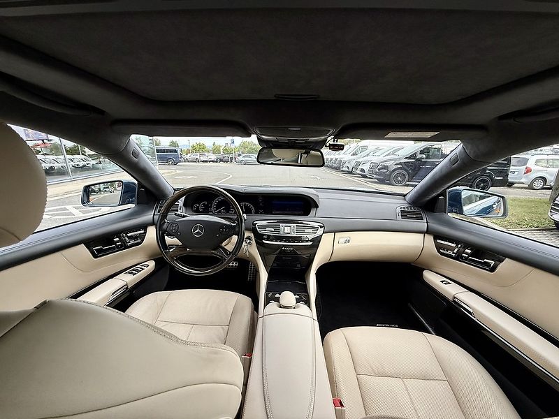 Mercedes-Benz CL (2010) 500 4MATIC - fotka 21 z 44