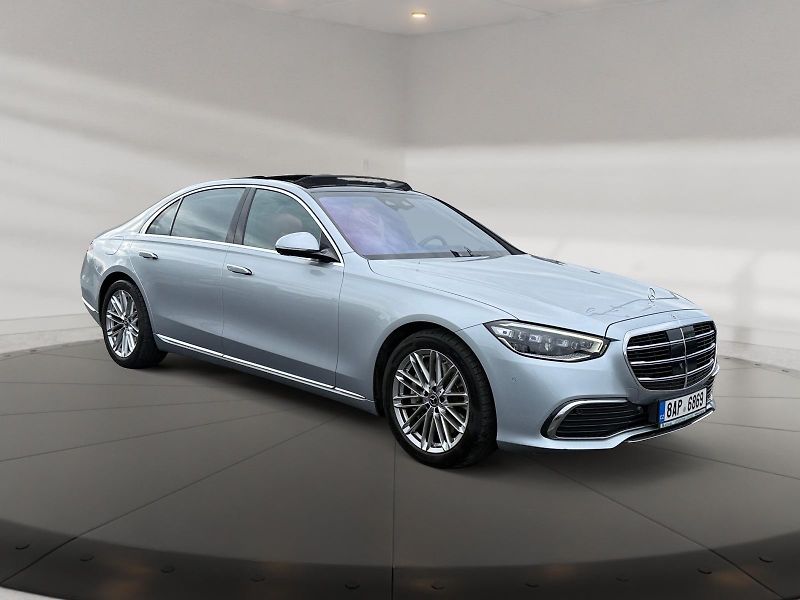 Mercedes-Benz Třídy S (2021) L 4MATIC 500 320kW CZ DPH - fotka 3 z 28