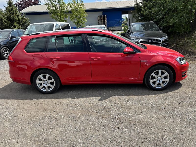 Volkswagen Golf 1.6 TDI 81KW VARIANT - fotka 7 z 23