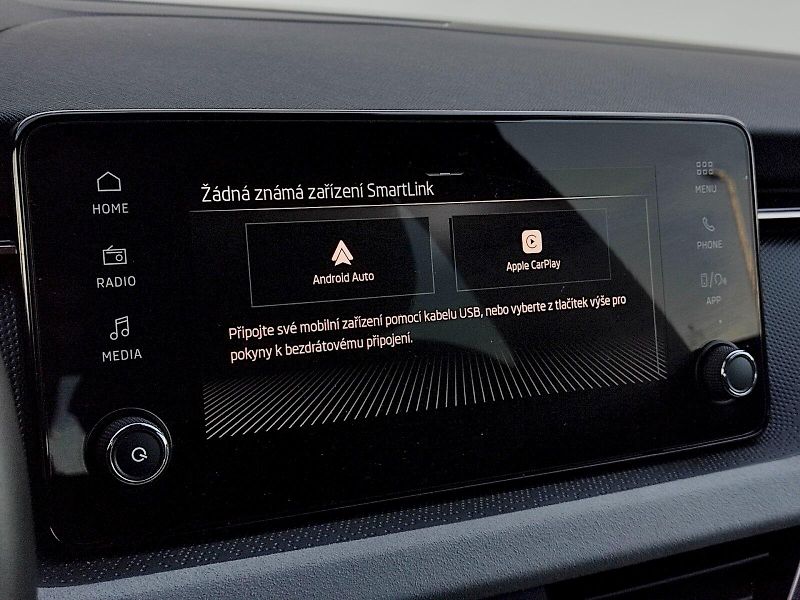 Škoda Kamiq (2025) Top Selection 1,5 Tsi  + tažné - fotka 14 z 34